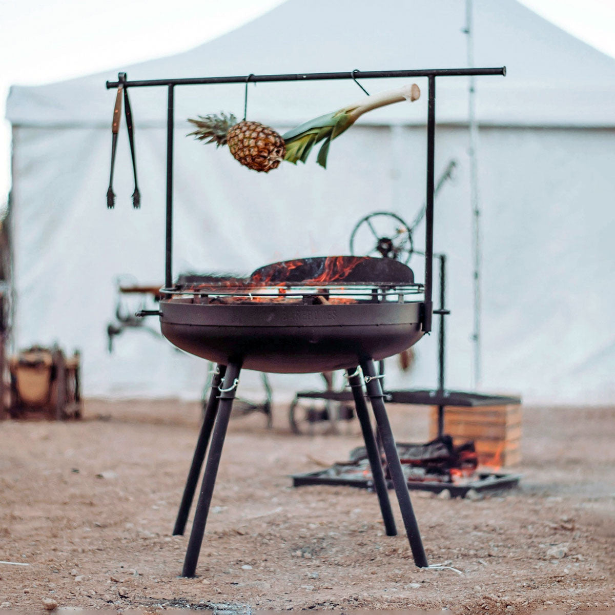 Solid Steel Cowboy Fire Pit & Grill - 30