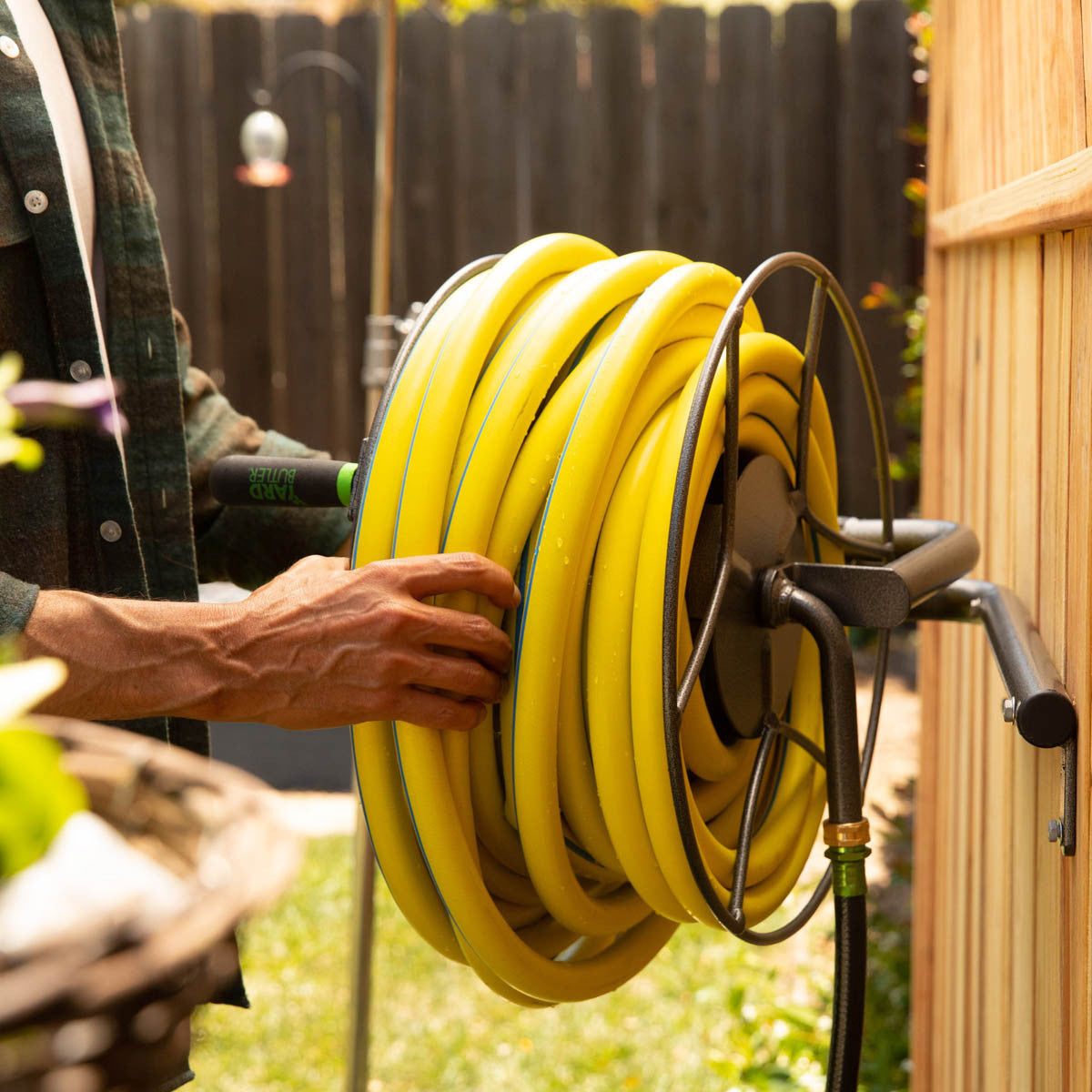 Wall Mount Swivel Hose Reel