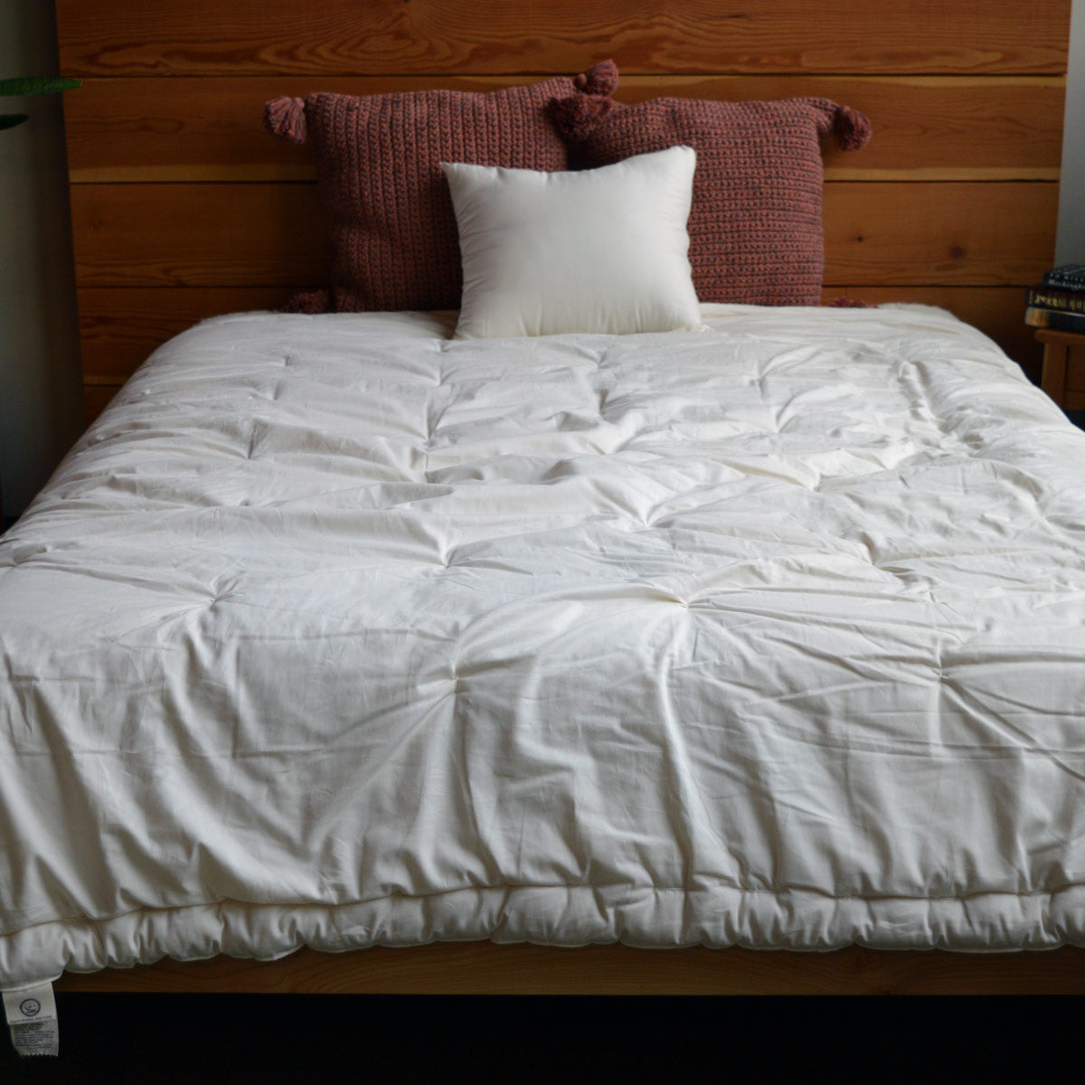 Queen-Size Wool Comforter