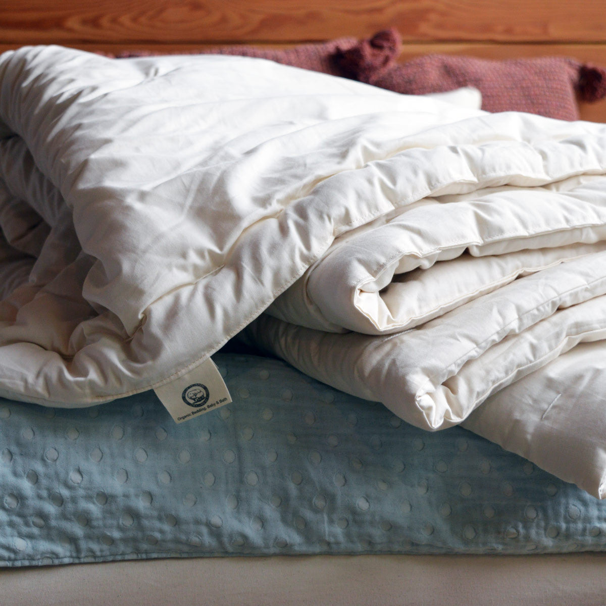Queen-Size Wool Comforter