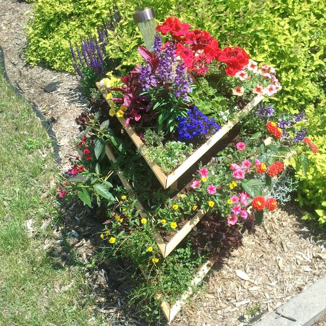 3 Level Plant Pyramid